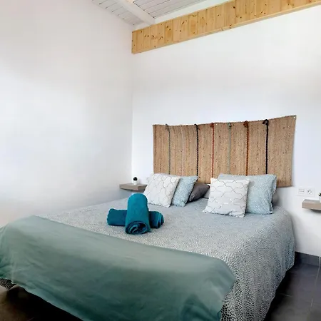 Amanecer Apartment *